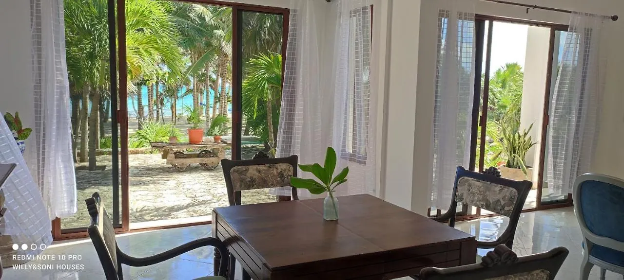 Ultima playa virgen en Cancún Isla Mujeres
