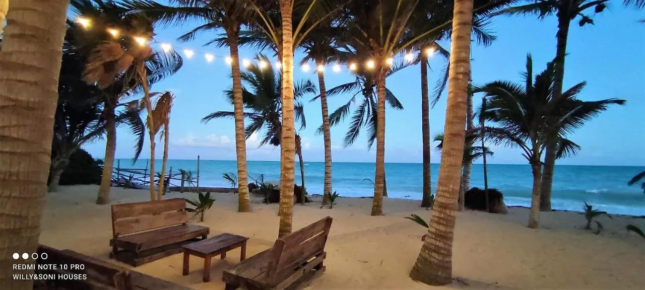 Ultima playa virgen en Cancún 0*, Isla Mujeres